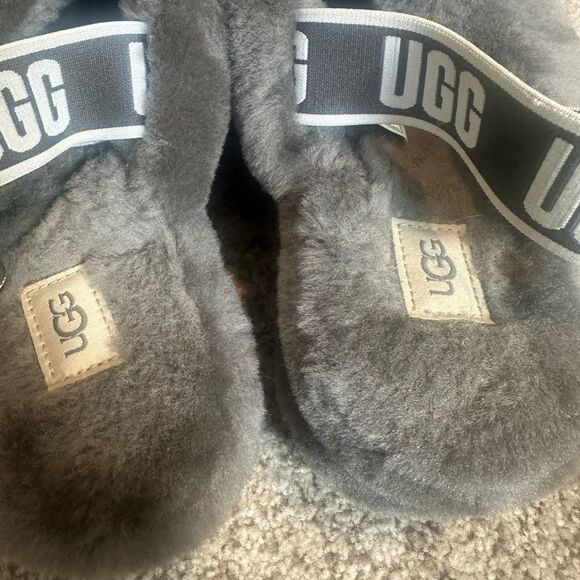 UGG Fluff Yeah Slides Slippers 10 - Picture 4 of 7